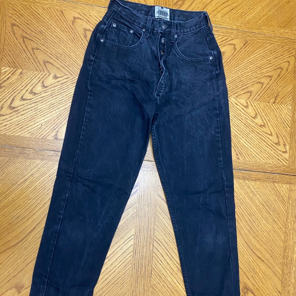 Black button-fly high waisted jeans